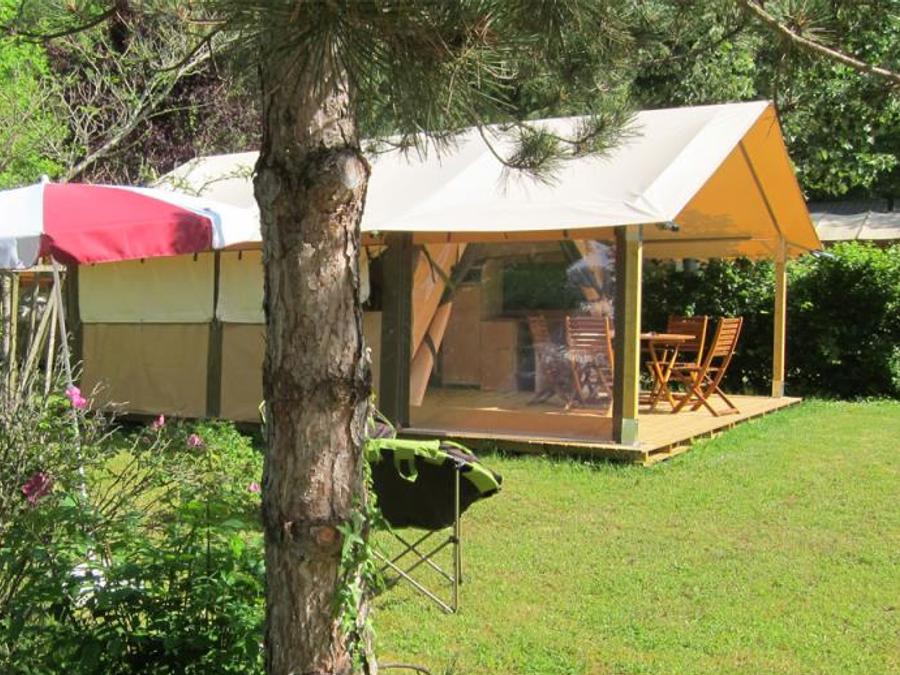 Tente en toile et en bois 5 personnes - Lodge VICTORIA 30m² - Finition Luxe 2