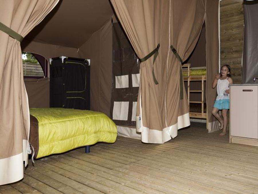 Tente en toile et en bois 5 personnes - Lodge NIAGARA 40m² avec Salle de bain 1