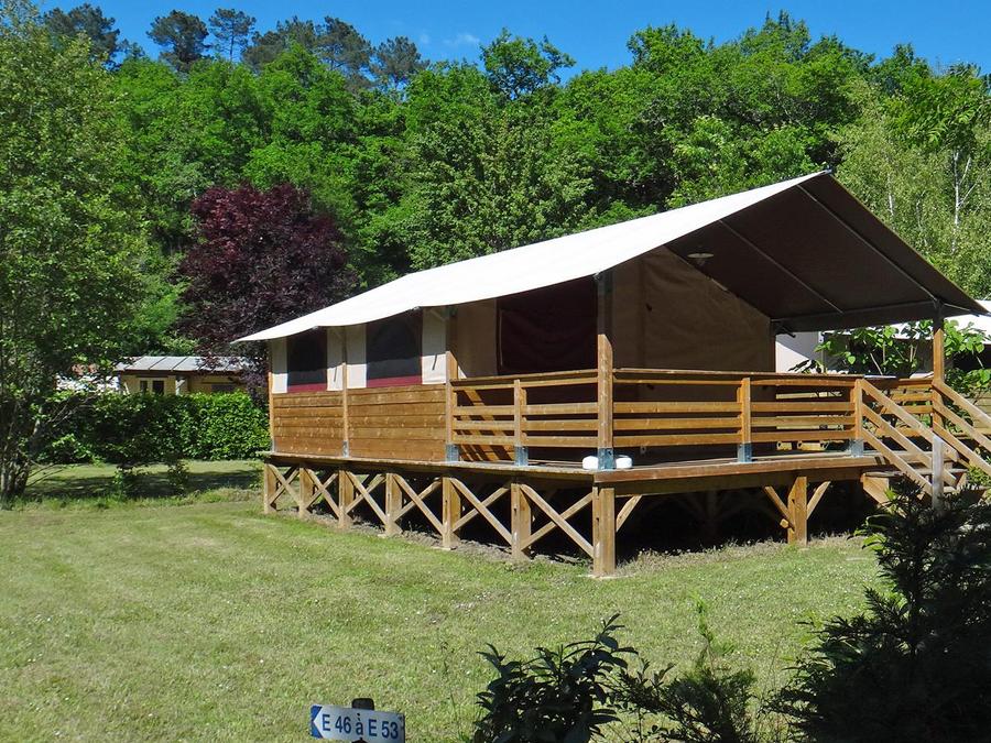 Tente en toile et en bois 5 personnes - Lodge NIAGARA 40m² avec Salle de bain 0