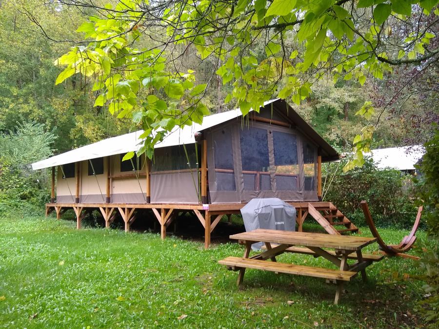 Tente en toile et en bois 5 personnes - Lodge KENYA 46m² 0