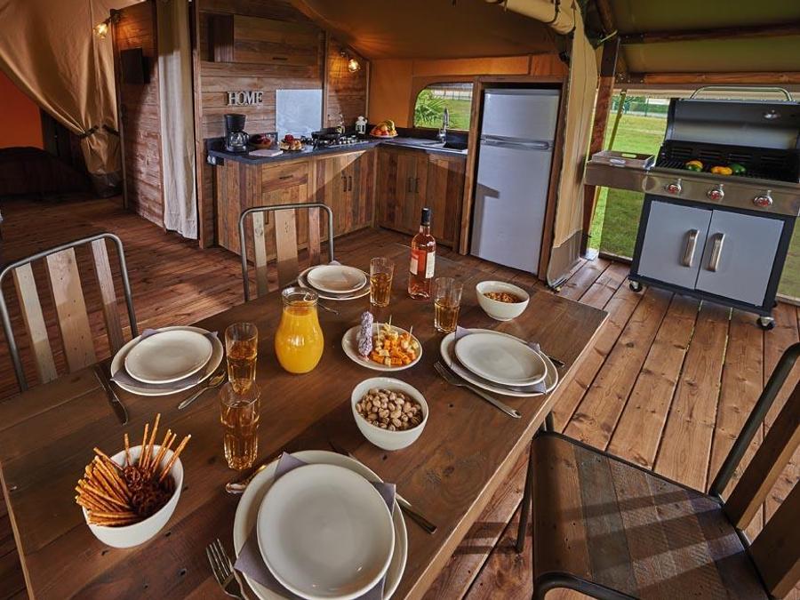 Tente en toile et en bois 5 personnes - Lodge KENYA 46m² 2