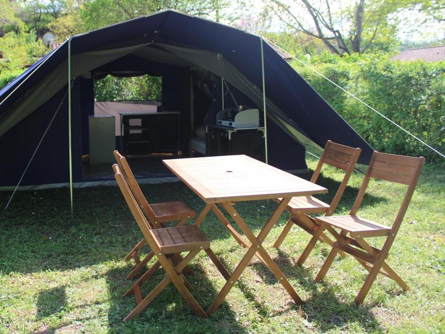 Tente 4 personnes - Tente Tribu - 2 chambres - Sans sanitaire 0
