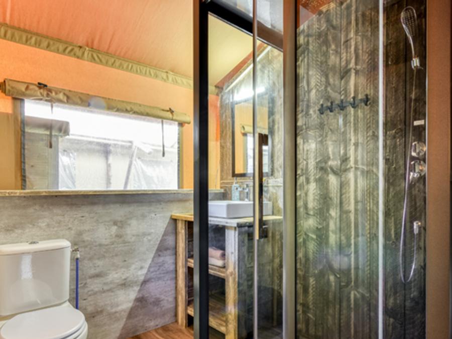 Tente en toile et en bois 6 personnes - Safari Prestige Plus 6pers 3ch 1SDB 49m² 12