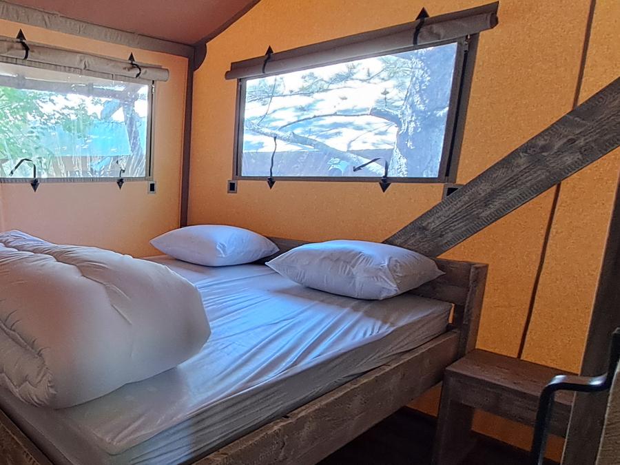 Tente en toile et en bois 6 personnes - Safari Prestige Plus 6pers 3ch 1SDB 49m² 8