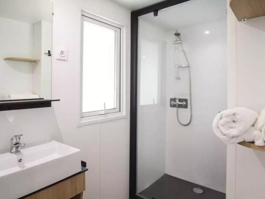 Mobilhome 5 personnes - Cottage 3 Pièces 4/5 Personnes + TV 4