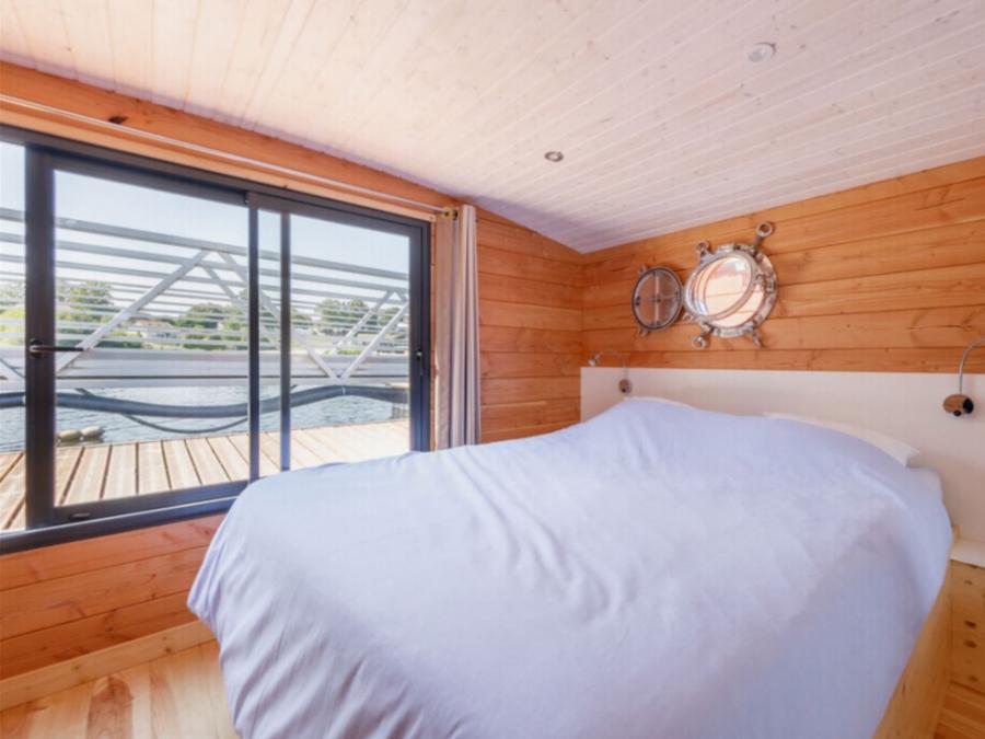 Hébergement 3 personnes - Lodge Boat 1 cabine 1 à 3 personnes 11