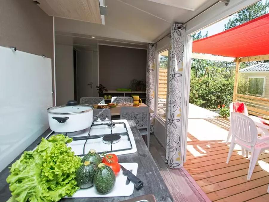 Mobilhome 6 personnes - Cottage Romarin 4 Pièces 6 Personnes Climatisé Spa Privatif 1