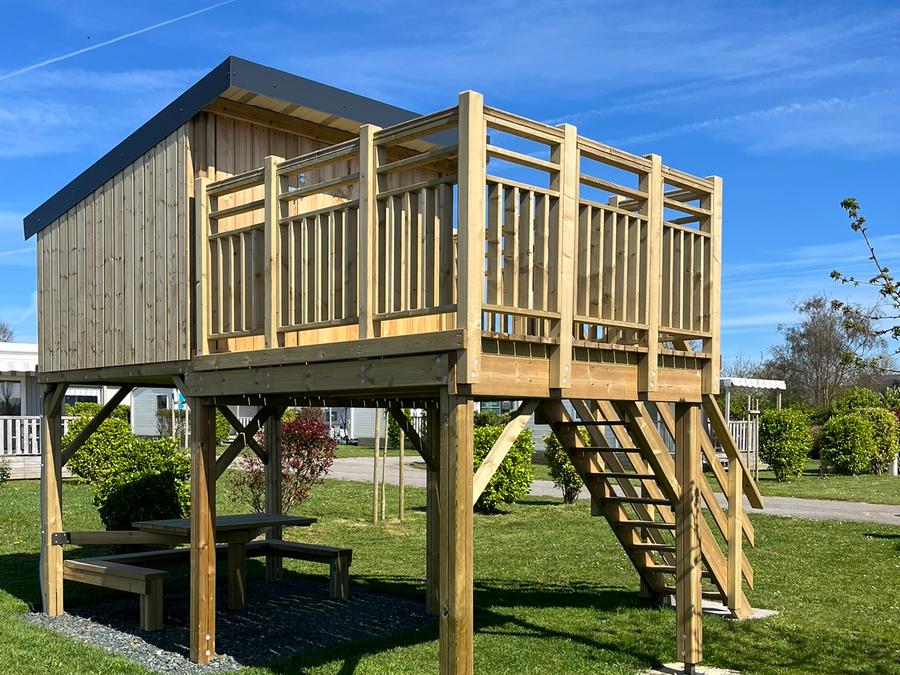 Hébergement 2 personnes - cabane campetoile pilotis 0