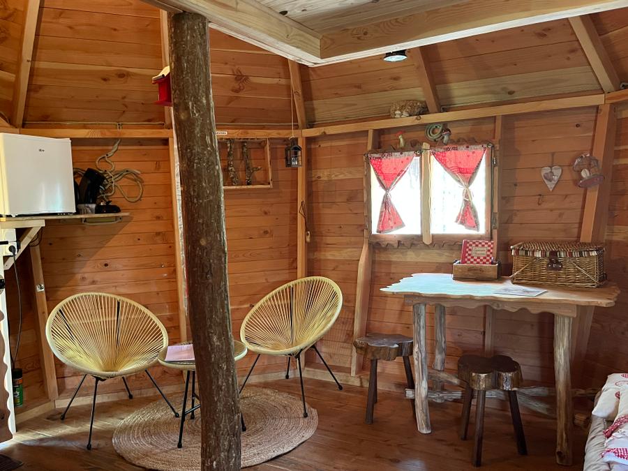 Hébergement 4 personnes - Cabane aux Fées (16 m²) 1