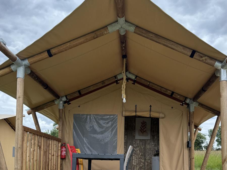Hébergement 4 personnes - Tente Safari Lodge (21 m2 - 2 ch.) 2