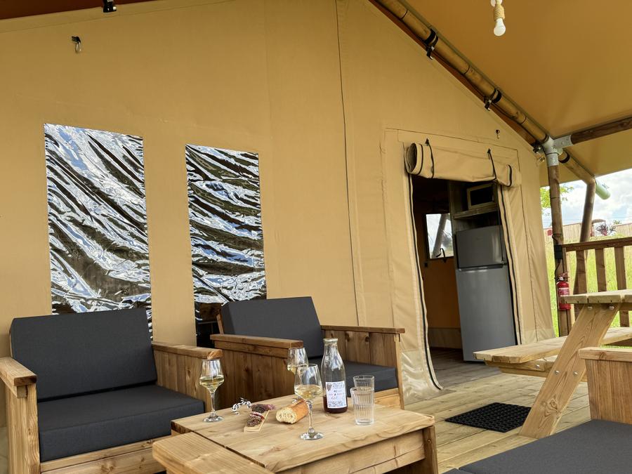 Hébergement 7 personnes - Tente Safari Lodge (38 m² - 3 ch.) 10