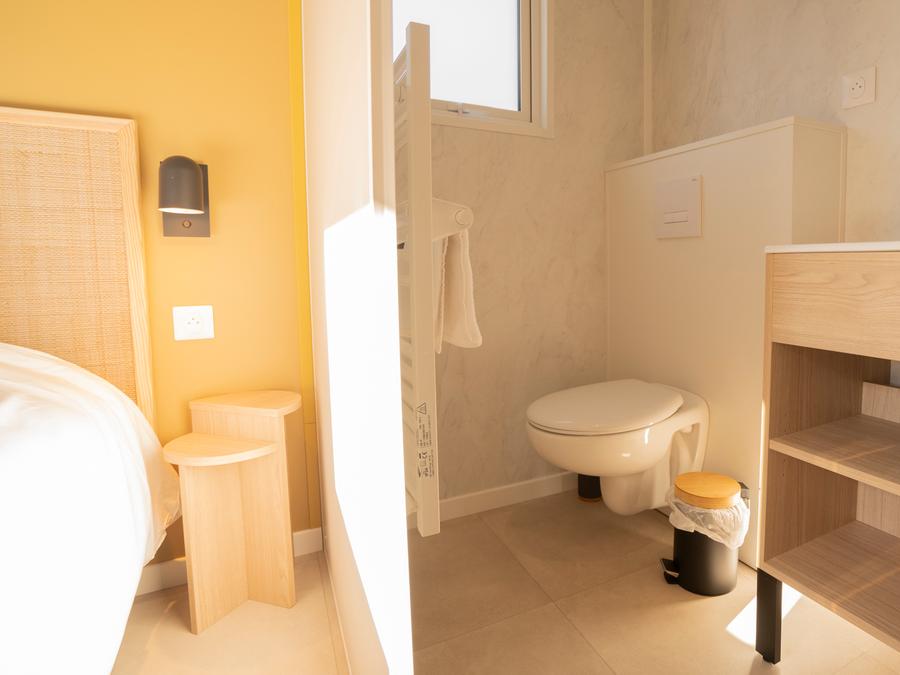Lodge 4 personnes - Lodge Ethnique (sans spa) 1 chambre + canapé convertible séjour 5