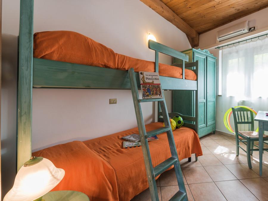 Appartement 4 personnes - Maison de Vacances 5