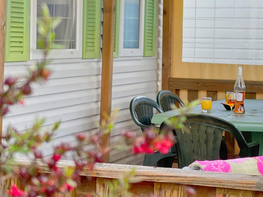 Mobilhome 6 personnes - MH 2CH VINTAGE - TERRASSE SEMI COUVERTE 3