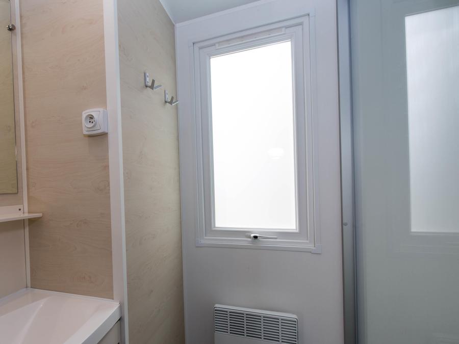 Mobilhome 7 personnes - MH 3CH - TERRASSE SEMI COUVERTE FERMEE 6/7 PERSONNES 1
