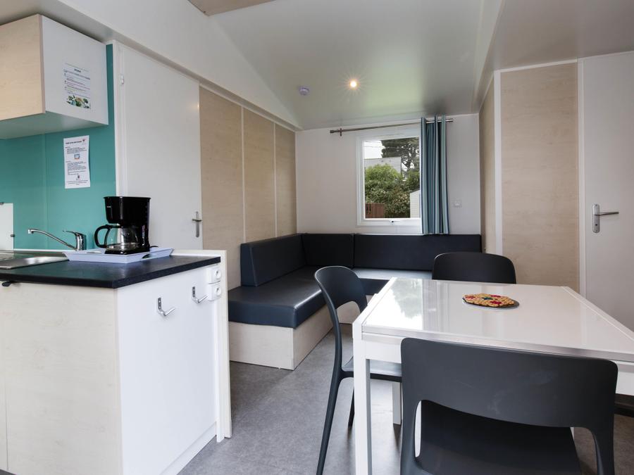 Mobilhome 7 personnes - MH 3CH - TERRASSE SEMI COUVERTE FERMEE 6/7 PERSONNES 2