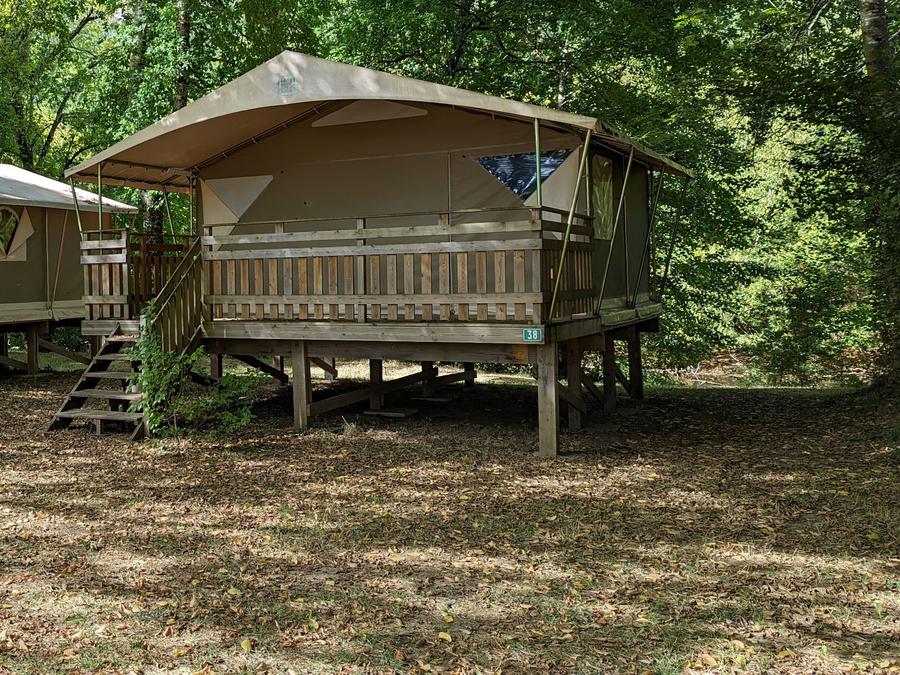 Tente en toile et en bois 4 personnes - INSOLITE LODGE sans sanitaires 4