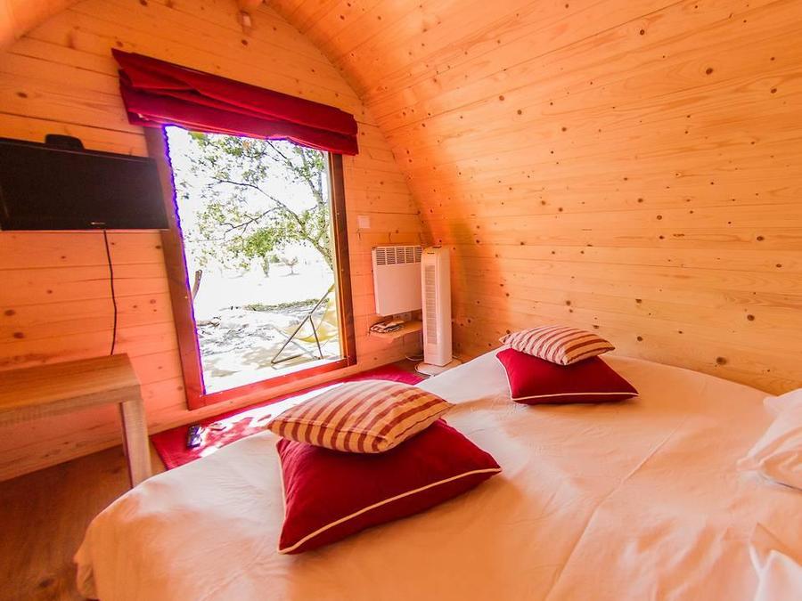 Hébergement 2 personnes - Le POD : la cabane 100 % nature / avec petit déjeuner / 2 pers inclus / Spa privatif en option 9
