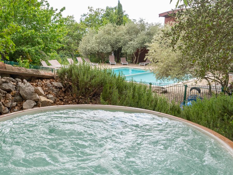 Lodge 3 personnes - Roulotte ( Séjour Premium ) climatisée/ tout inclus version luxe avec Spa privatif / 2 pers inclus 0