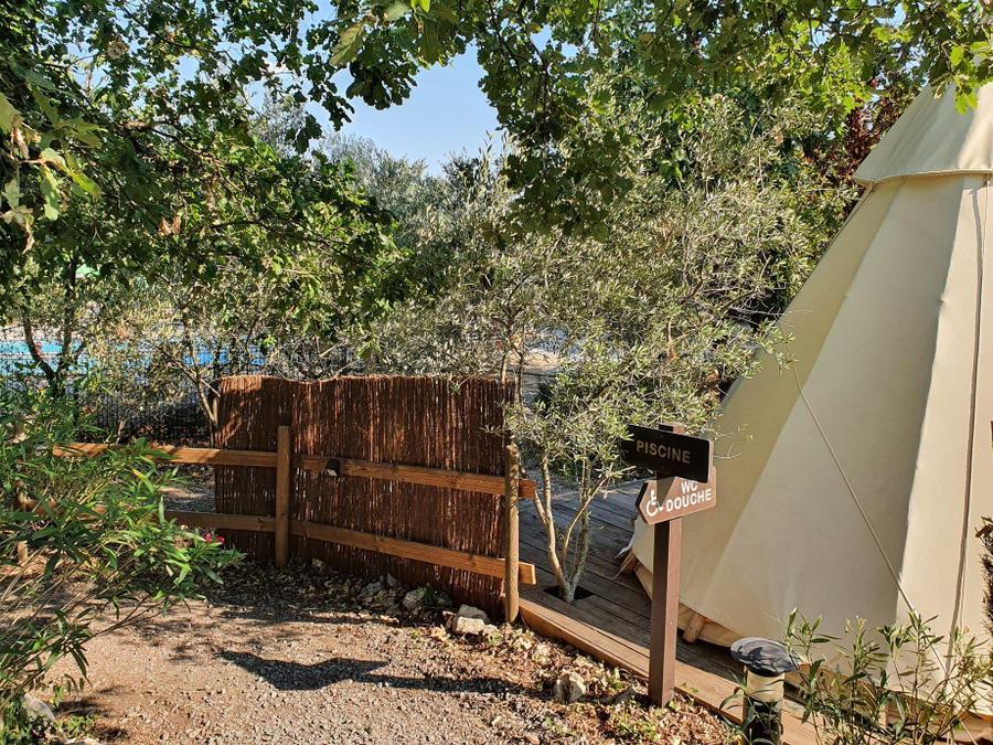Tente 2 personnes - TIPI LODGE 6 m² pour 2 pers avec petit déjeuner et Jacuzzi privatif en accès illimité 5