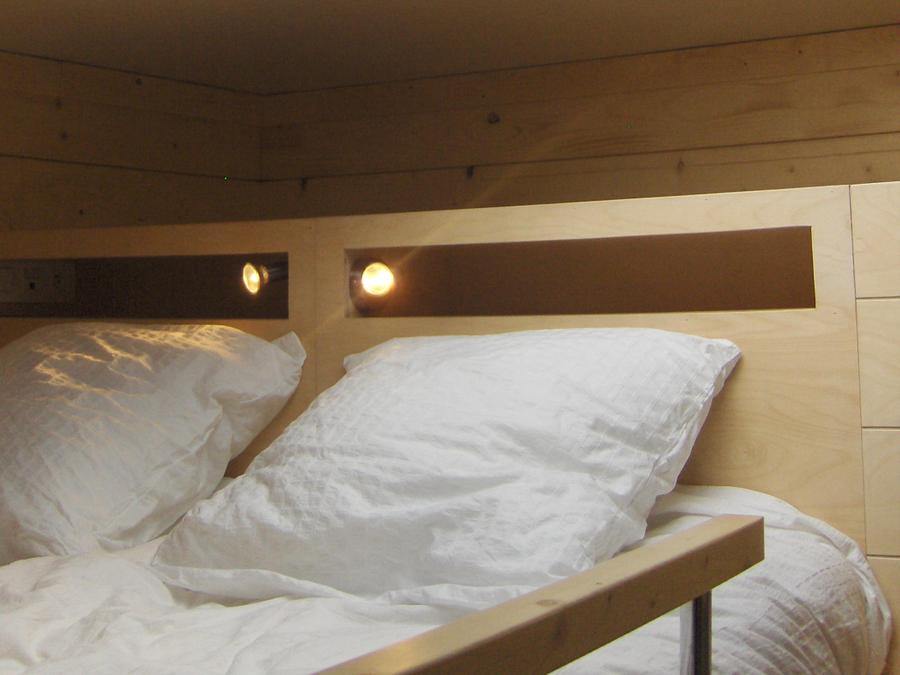 Hébergement 2 personnes - Carré d'étoiles climatise / avec petit déjeuner / 2 pers inclus / Spa privatif en option 3