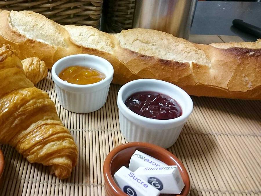 Hébergement 2 personnes - Cabane Forestière climatisée ( avec petit déjeuner et Spa privatif accès illimité ) / 2 pers inclus 13