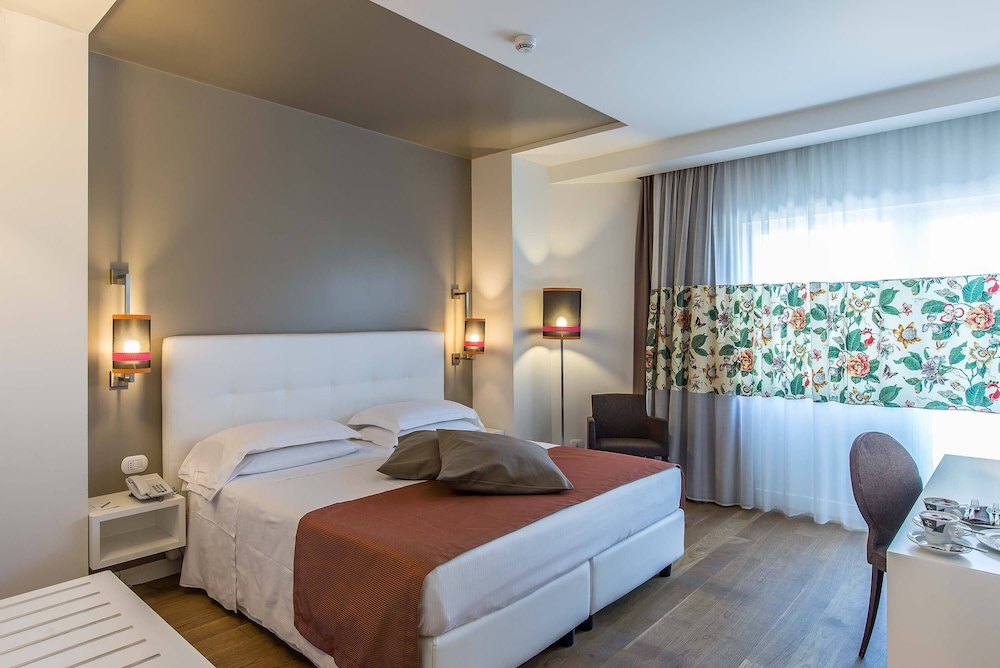 Hôtel Caravel 4*