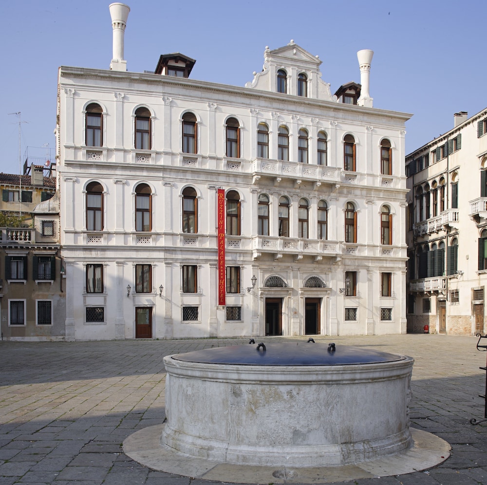 Hôtel Ruzzini Palace 4*