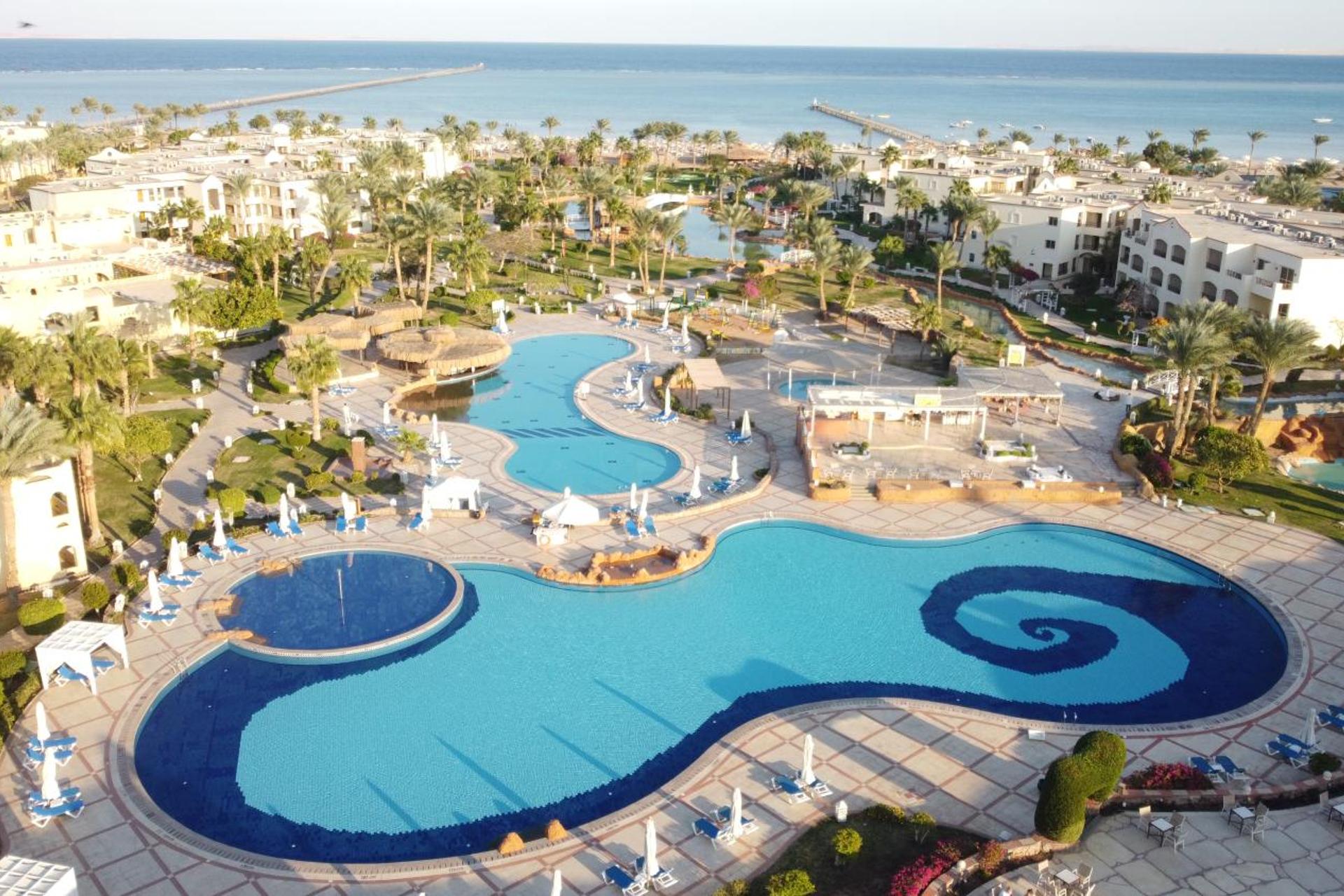 Hôtel Regency Plaza Aqua Park 5*