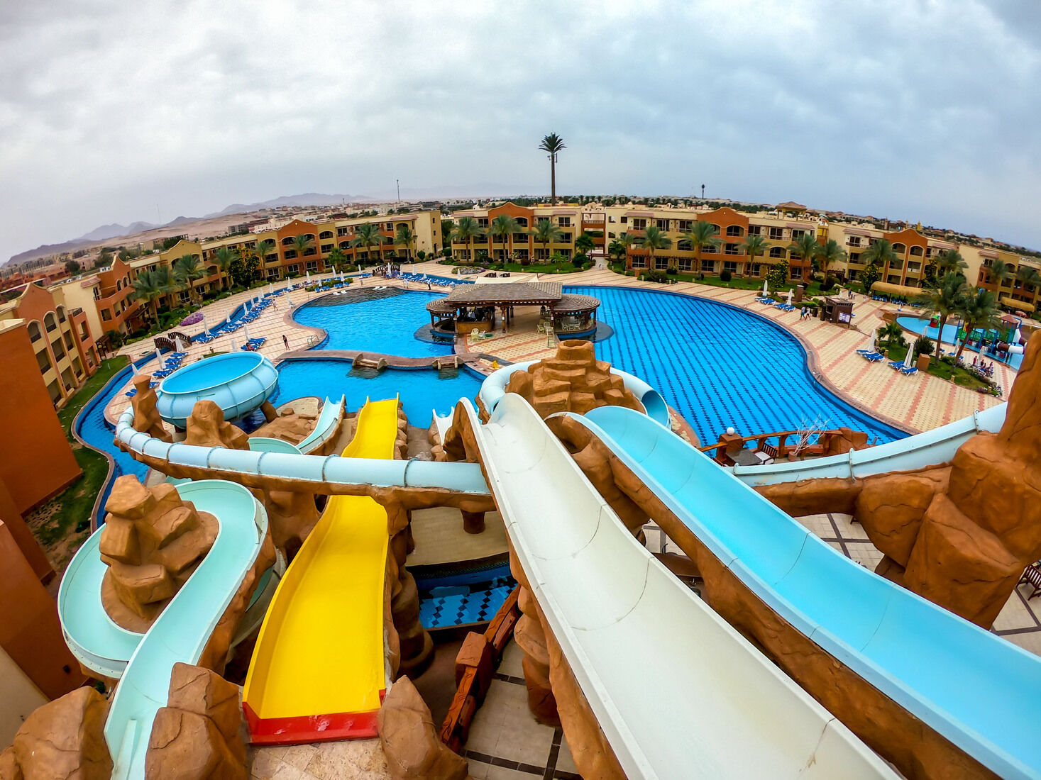 Hôtel Regency Plaza Aqua Park & Spa 5*