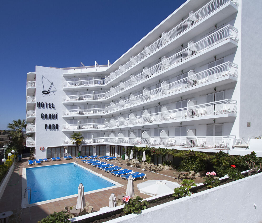 Hôtel Garbi Park 4*