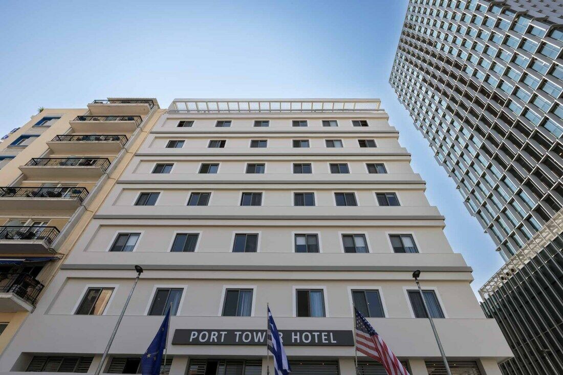 Hôtel Port Tower Piraeus 5* (Adults Only)