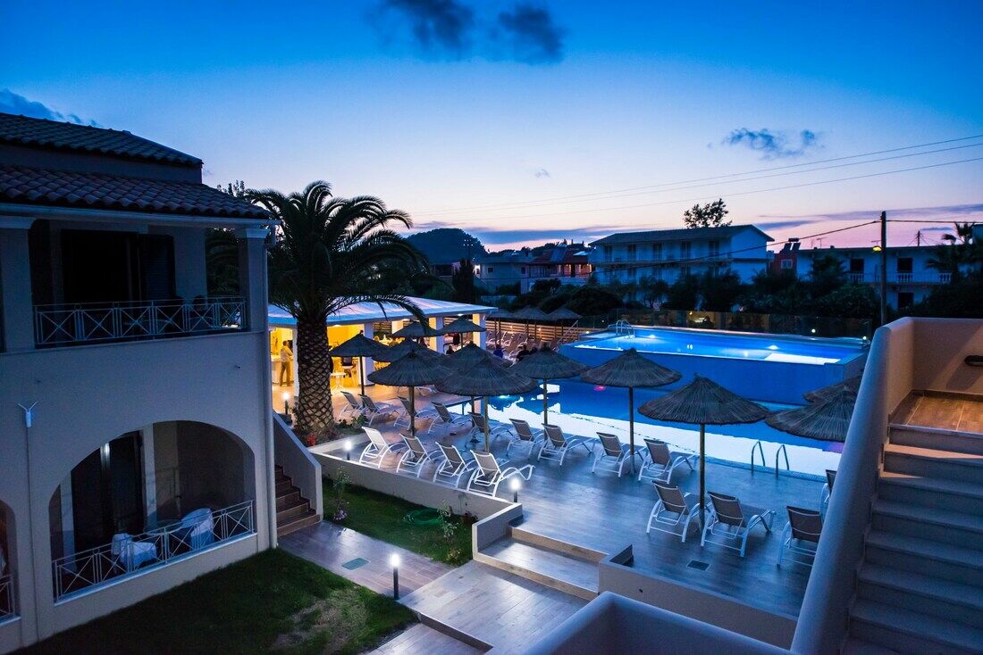Hôtel Ninos Amour Holiday 4*