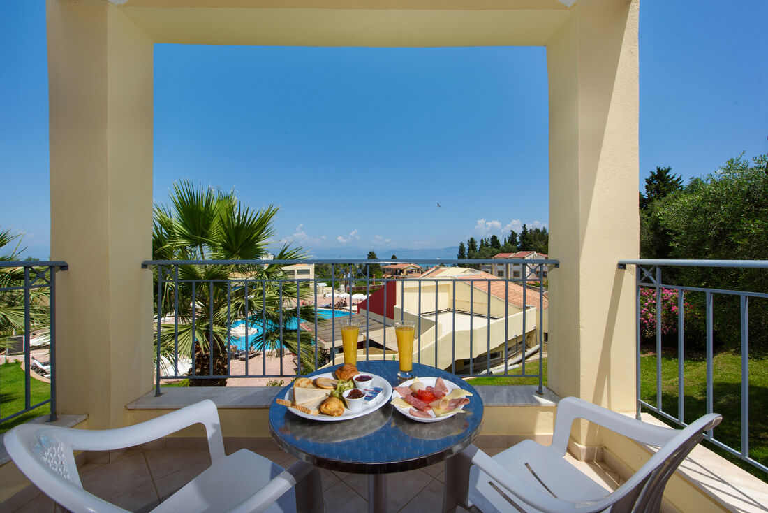 Hôtel Olympion Village 3*