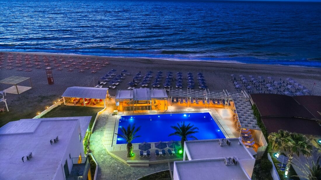 Hôtel Adèle Beach 4*