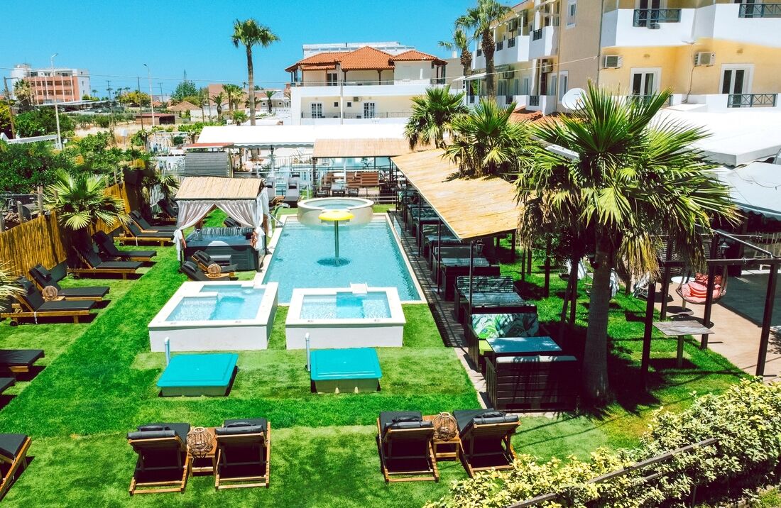Hôtel Philoxenia 3*