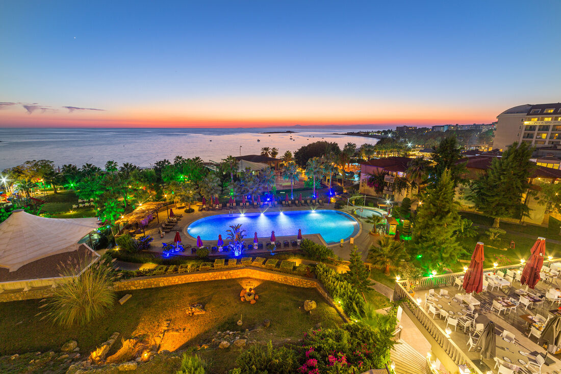 Hôtel Justiniano Deluxe Resort 5*