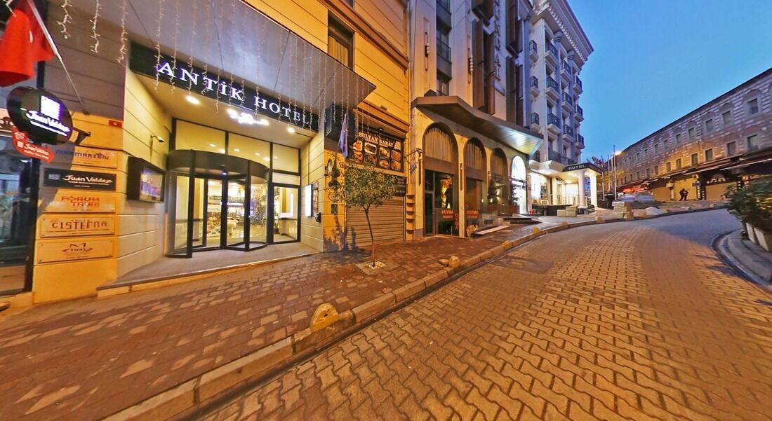 Hôtel Antik 4*