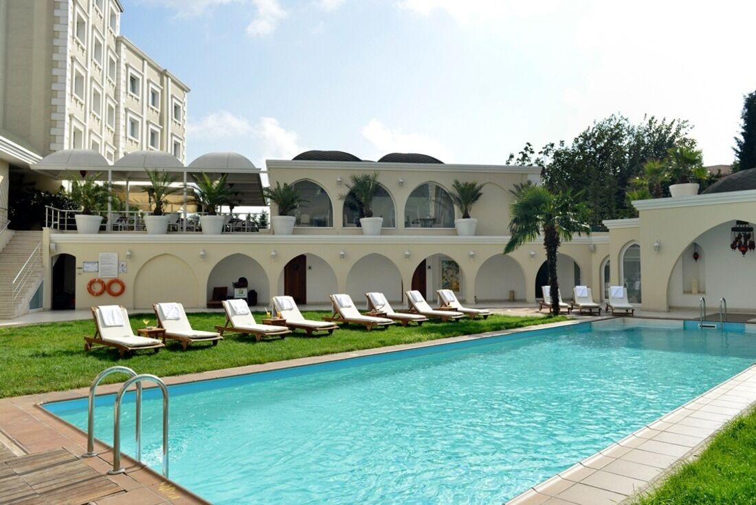 Ôcity Xperience Hôtel Holiday Inn Istanbul City 5*