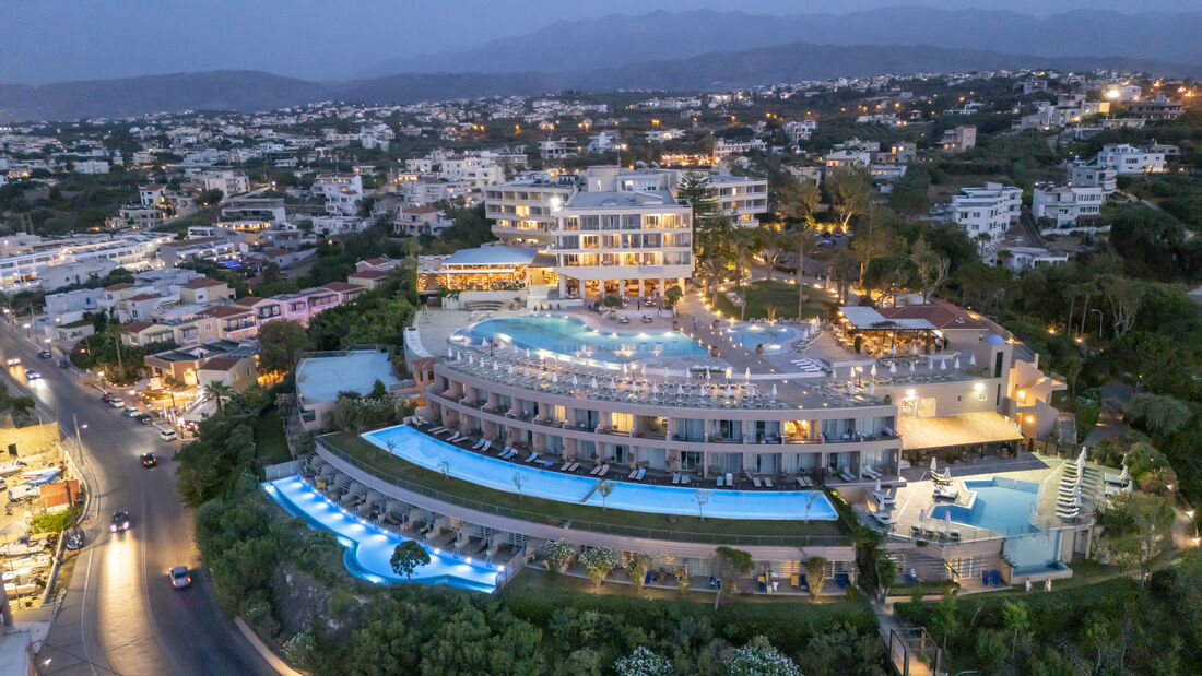 Hôtel Leptos Panorama 5*
