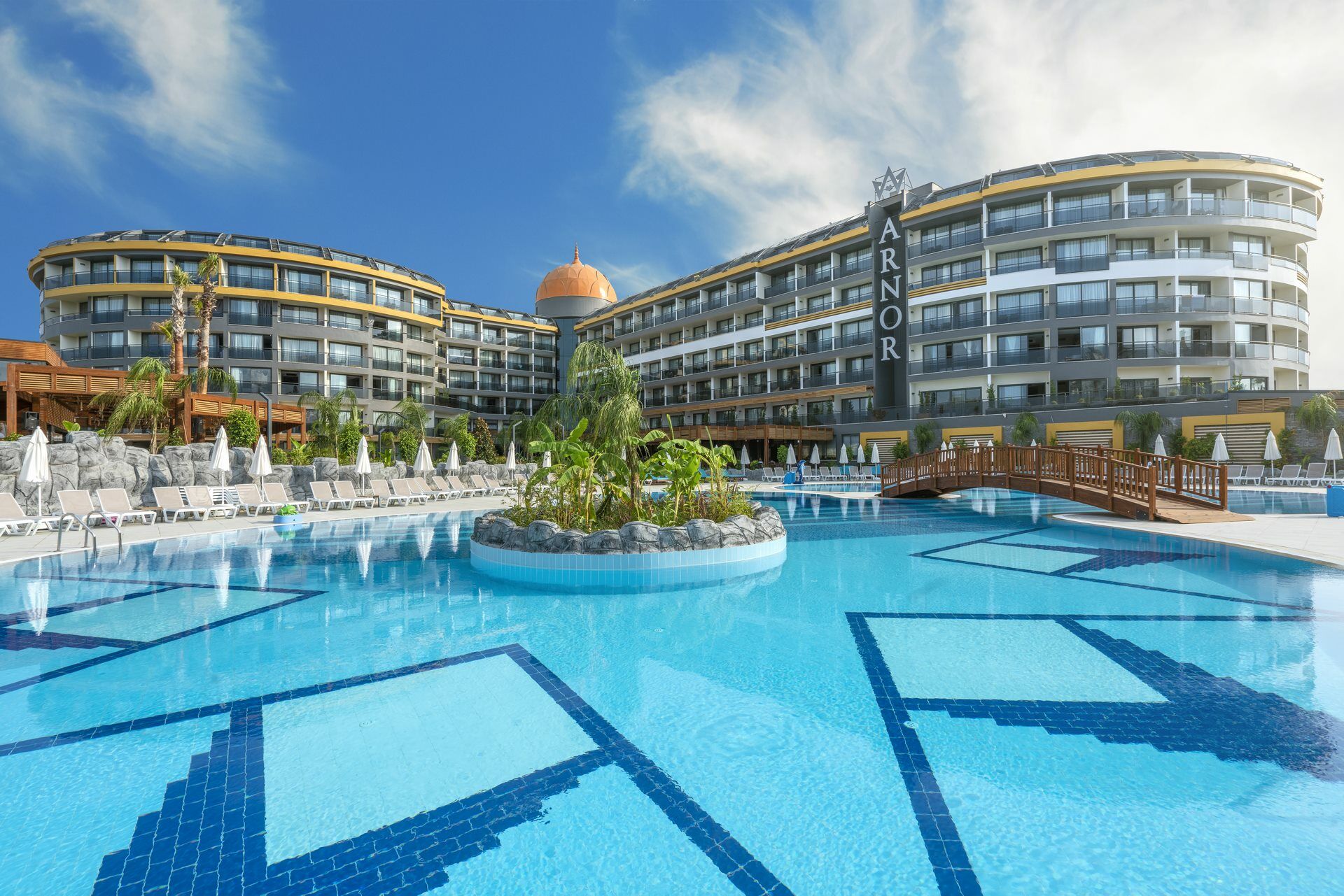 Arnor de Luxe Hôtel & Spa 5*