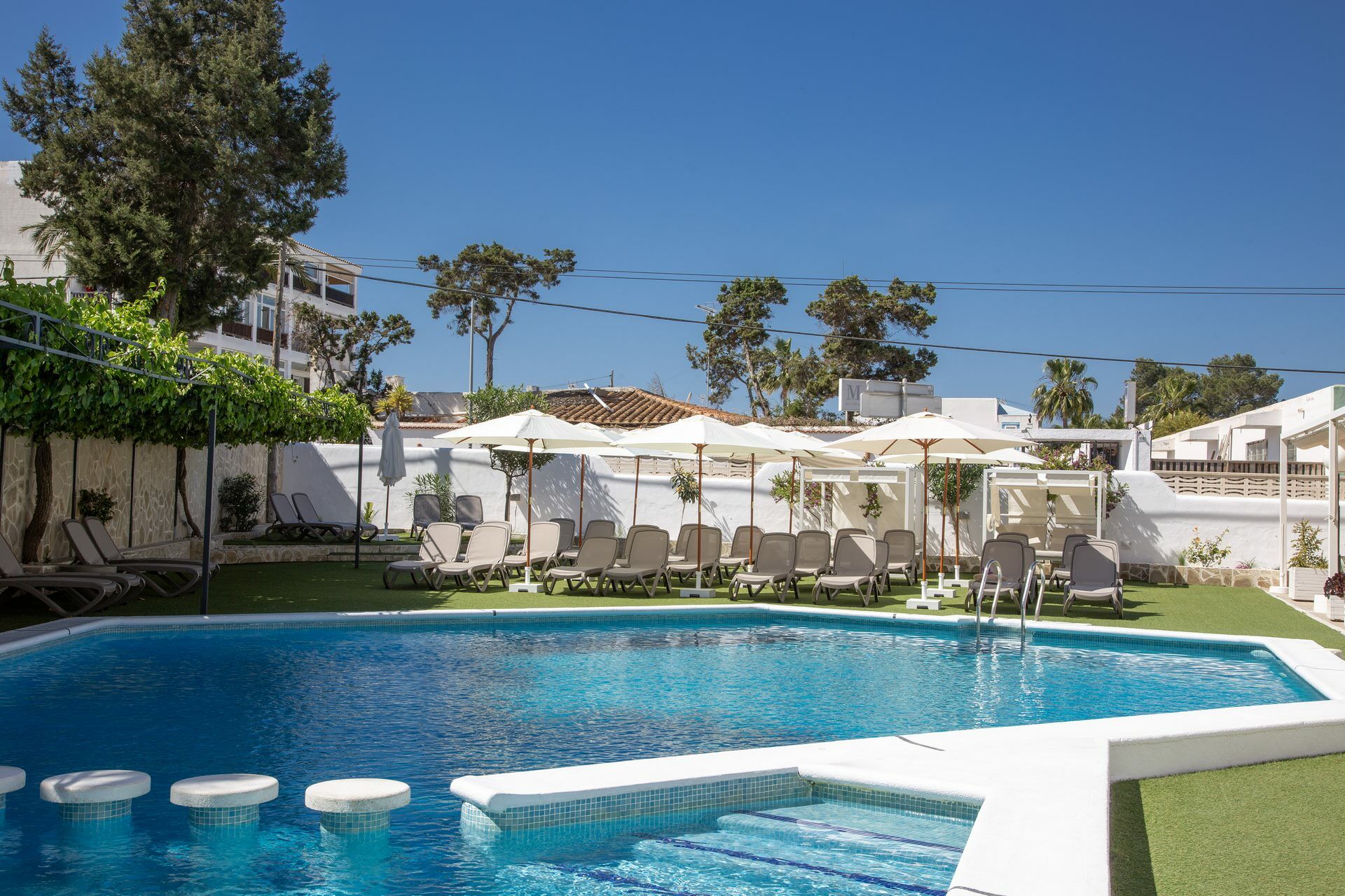 Hôtel Casual Bahia Ibiza 3*