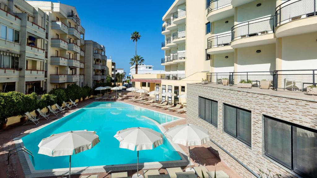 Blu Hôtel Rina 4*