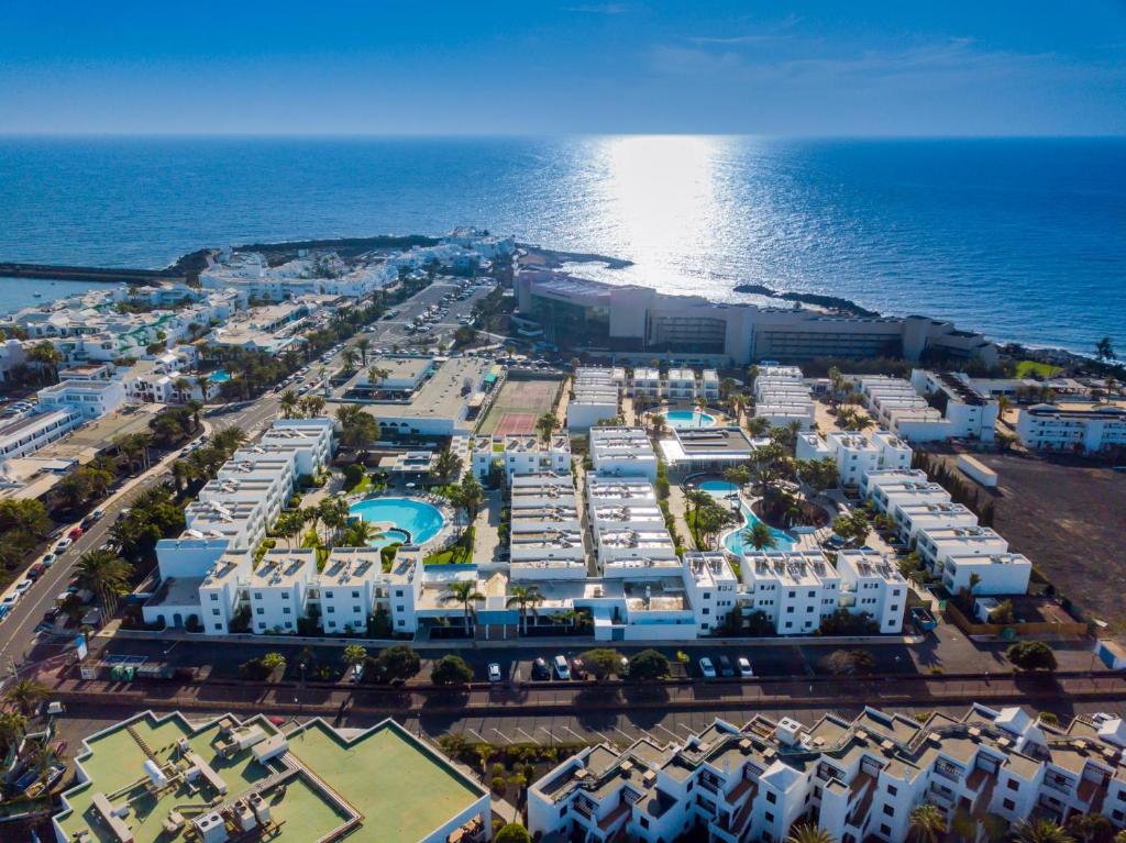 Hôtel Oasis Lanz Beach Mate 4*