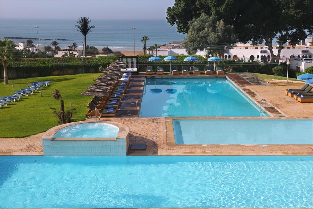 Anezi Tower Hôtel & Apartments 4*