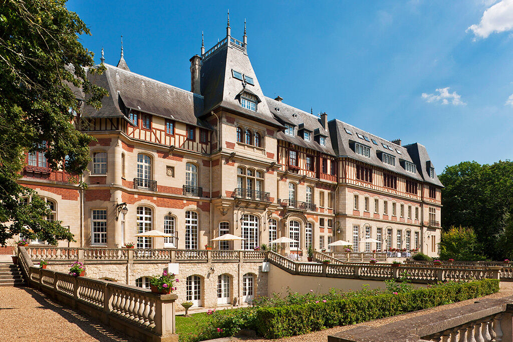 Château Jeanne & The Forest – Château de Montvillargenne