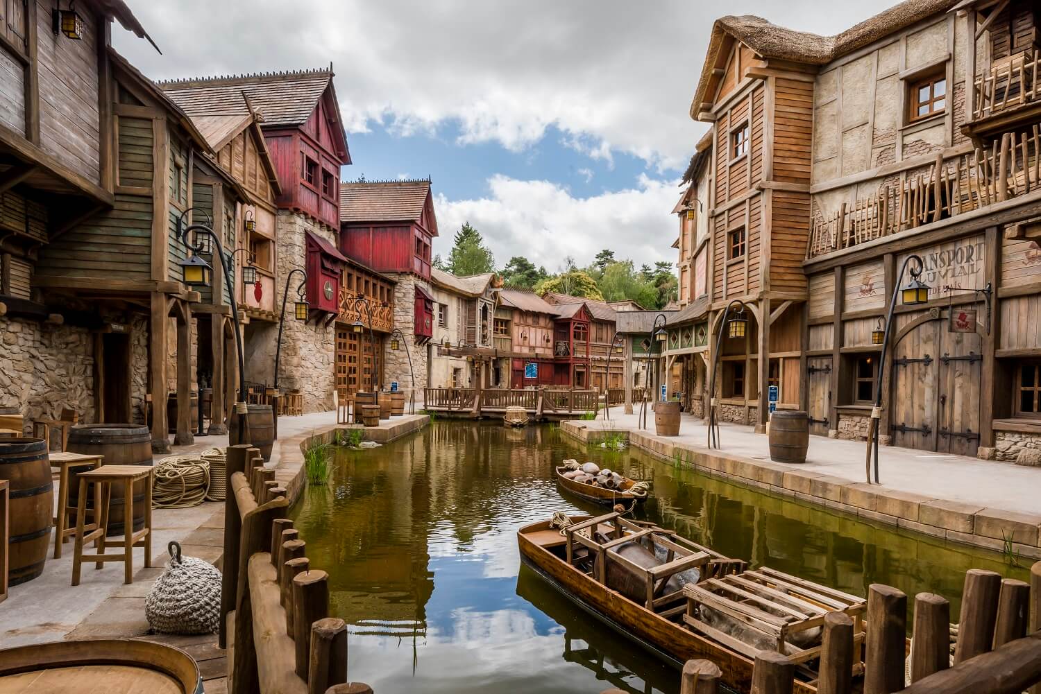 Le Parc Astérix - Hôtel Les Quais de Lutèce - 1 jour de parc