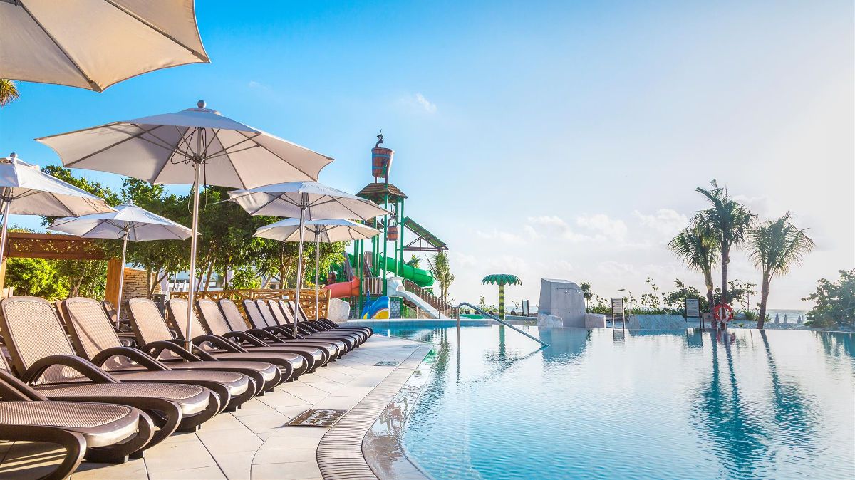 Hotel Sandos Playacar Beach Resort 5*