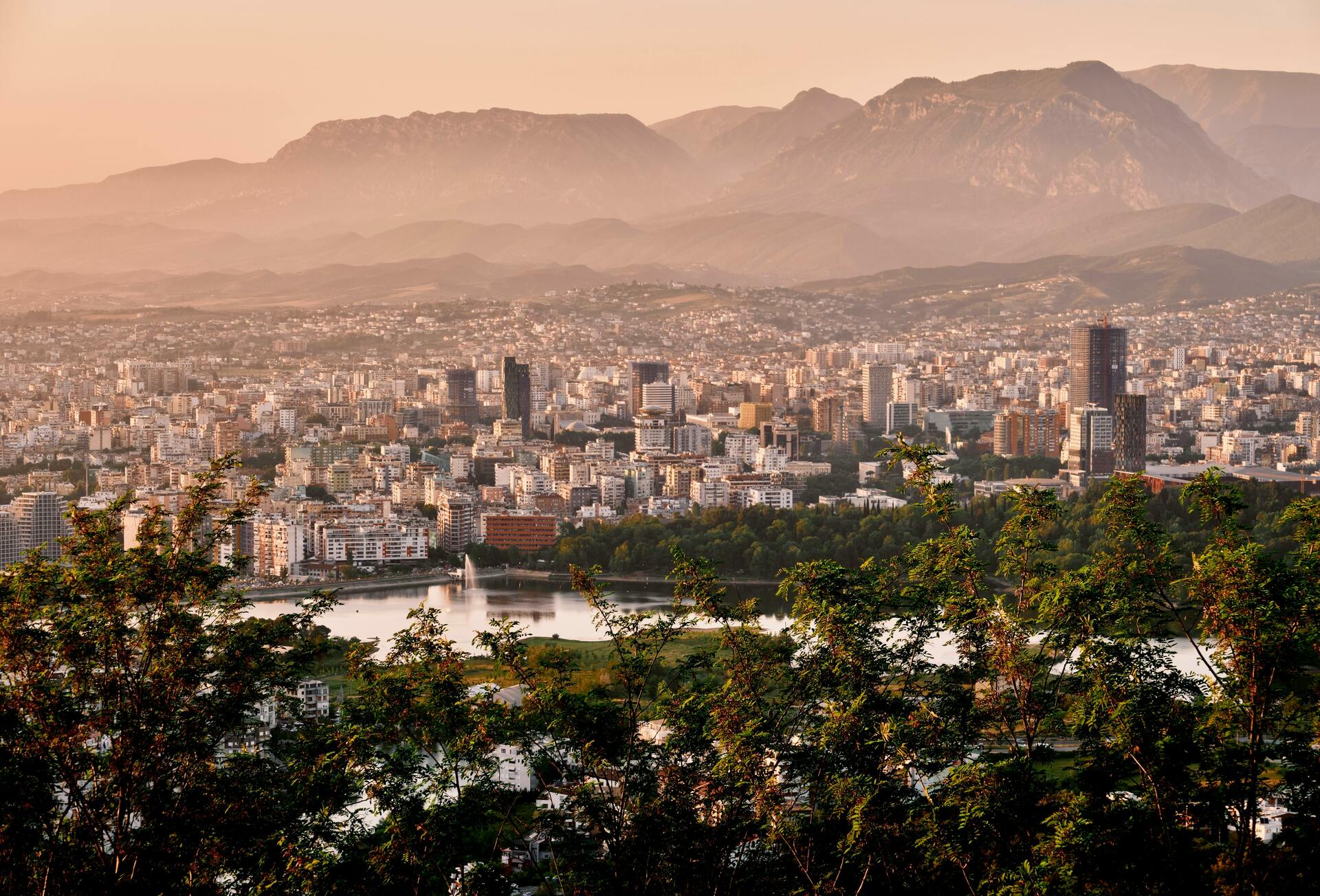VOL VERS TIRANA 0