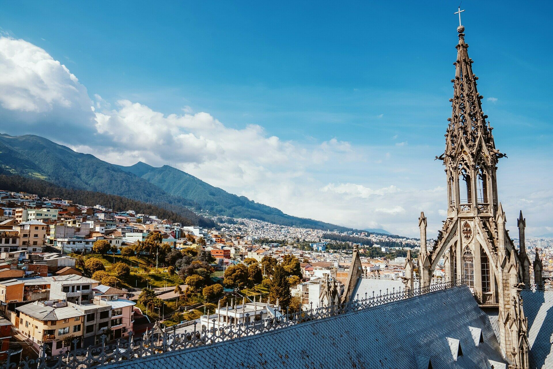 QUITO 0